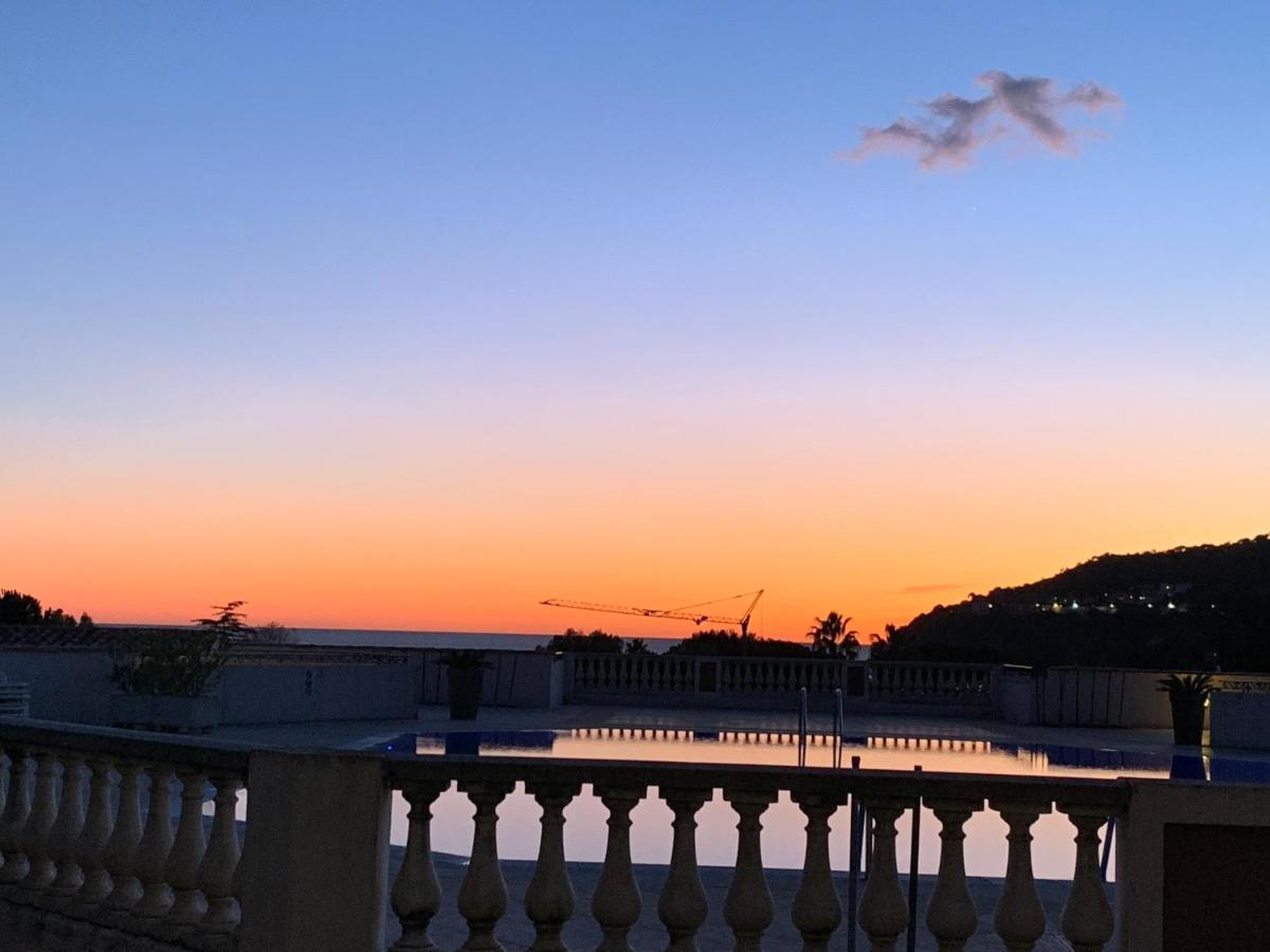 Appartement Agreable En Bord De Mer Villefranche-sur-Mer Exterior foto